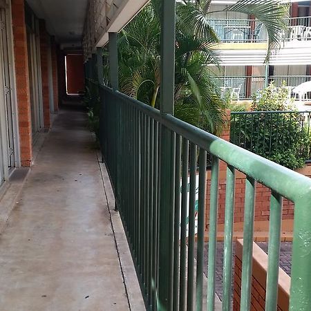 Palms Motel ダーウィン エクステリア 写真